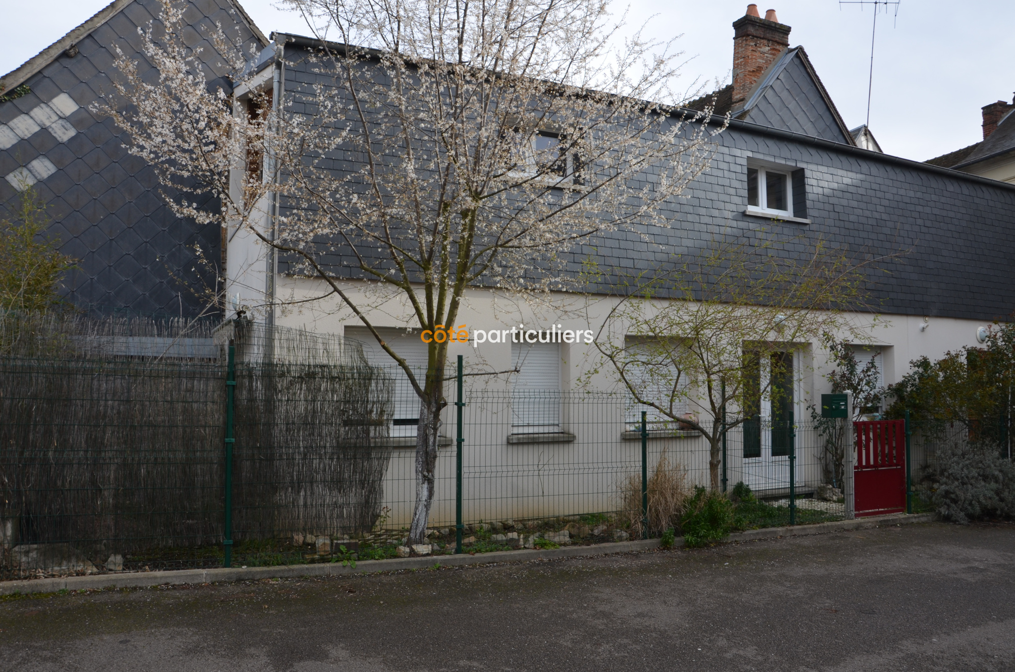 Immobilier Vente Et Location Appartements Maisons