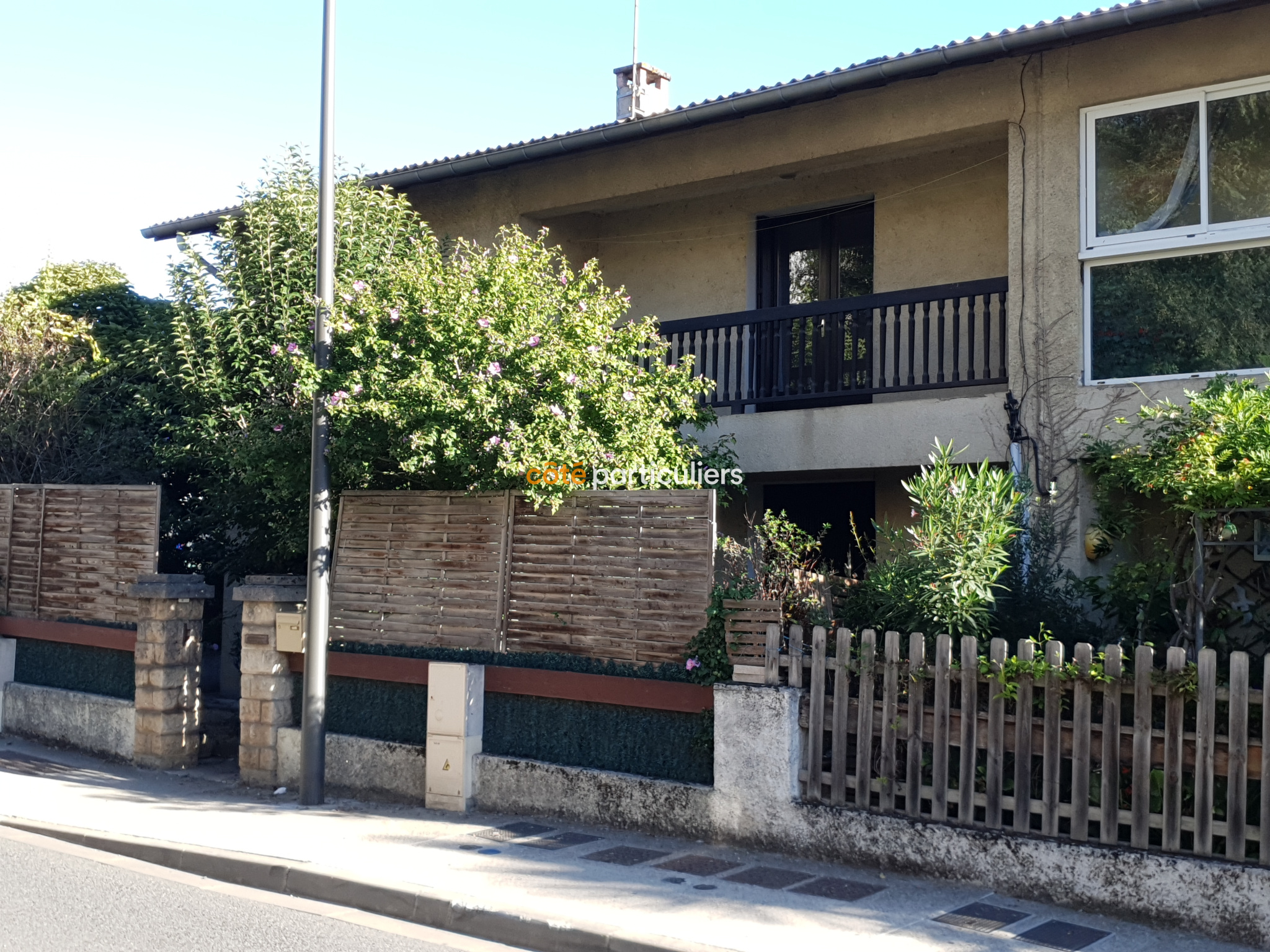 Vente Auch, maison divisée en deux appartements