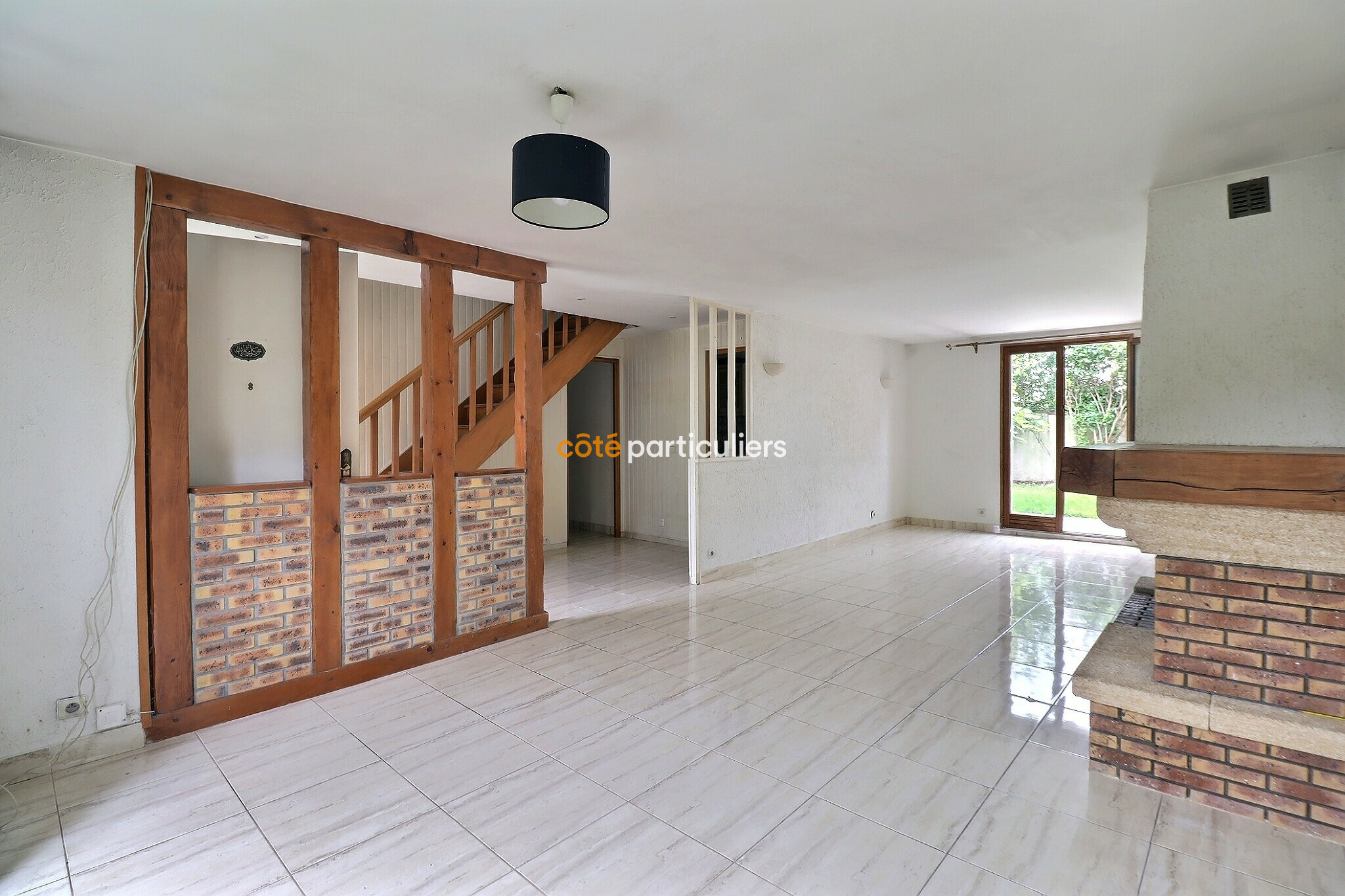 Vente MONTMAGNY Maison sur deux niveaux avec jardin à vendre