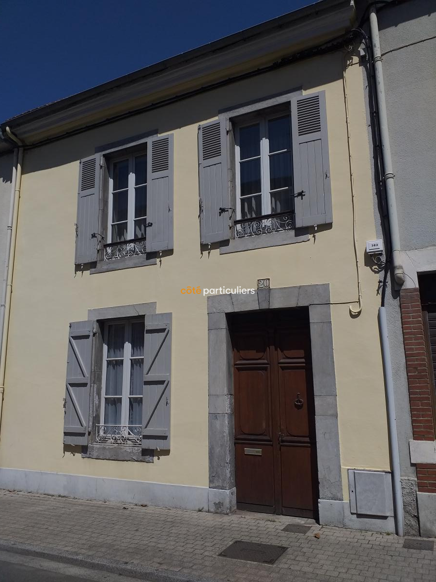 Vente A Cinq Minutes Du Centre Ville D Aureilhan Maison D