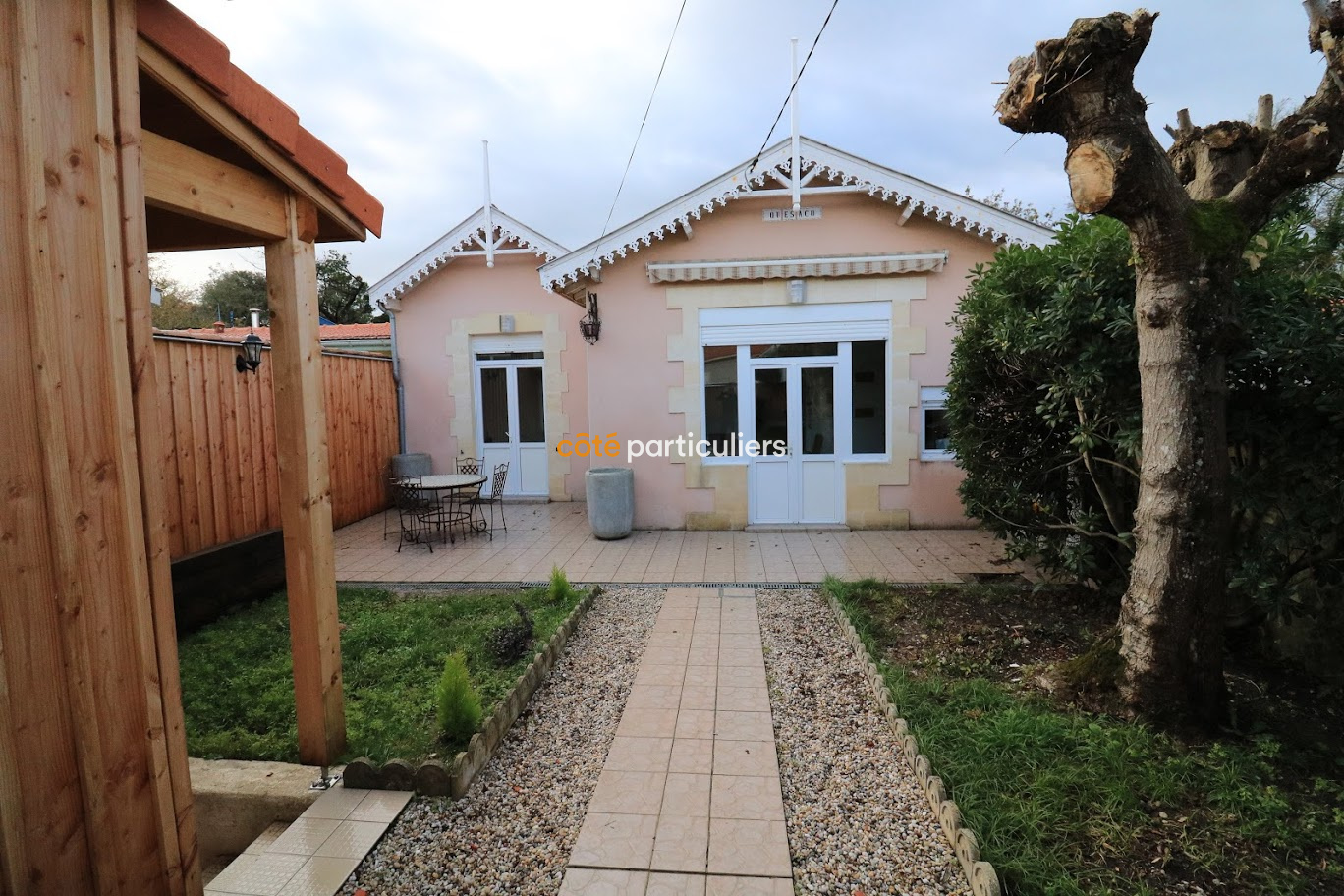 vente EXCEPTIONNEL - A 2 pas du marché , SOULAC/MER MAISON de type
